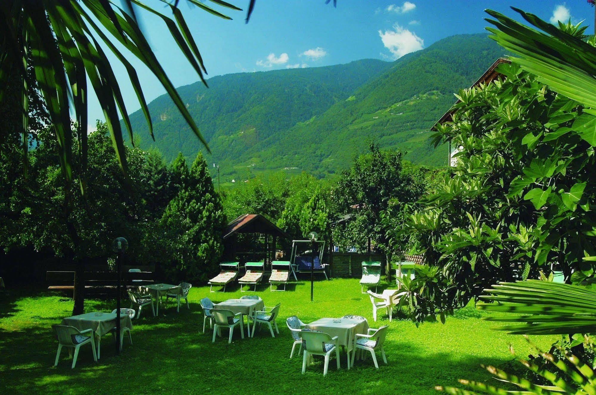 Hotel Gruberhof Merano Exterior foto